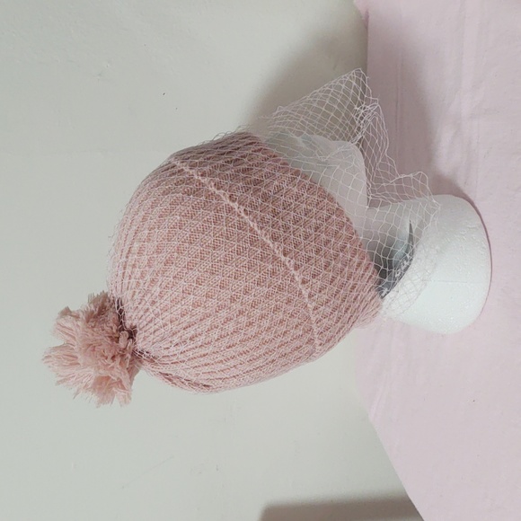 2 pieces Veiled pink beanie hats - Picture 2 of 6